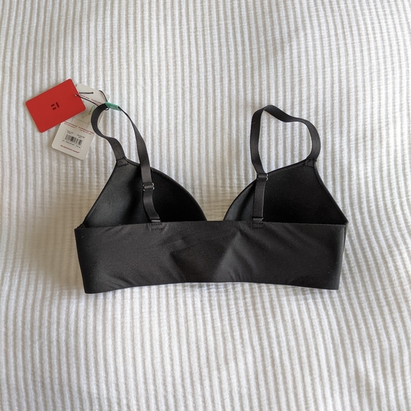 Tommy John | Intimates & Sleepwear | Tommy John Second Skin Lighting Lined Wireless Bra | Poshmark